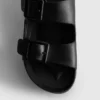 Sandaler med tjock rem och dubbla spännen