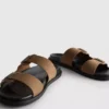 Sandaler med två remmar