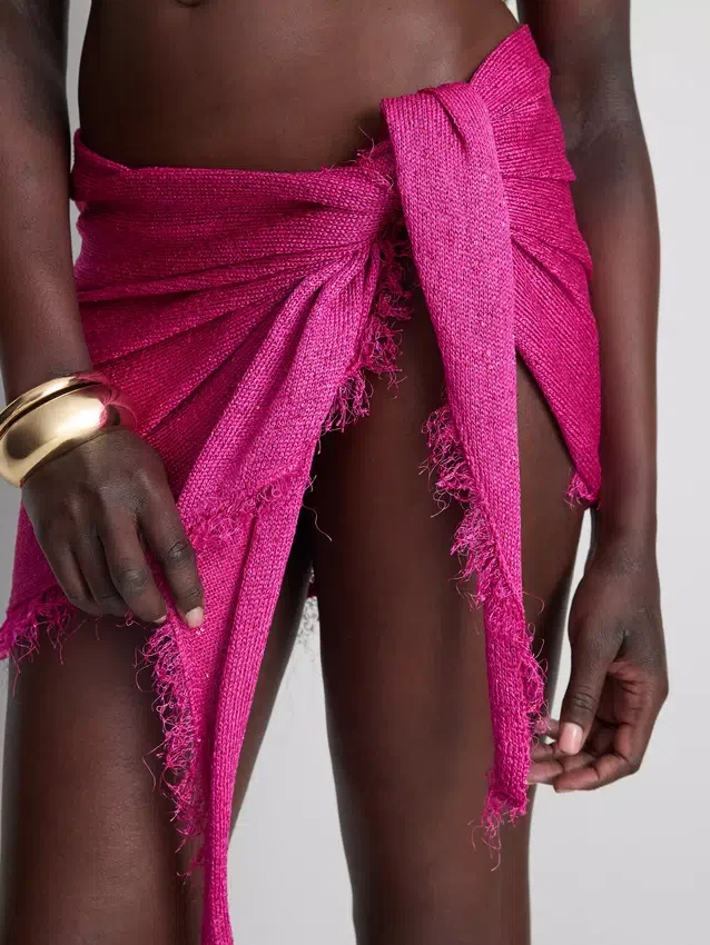 Sarong med paljetter och tofsar