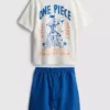 Set bestående av T-shirt och shorts