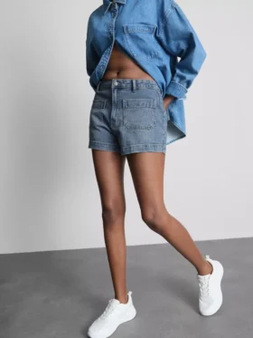 Shorts i bomullsdenim med framfickor