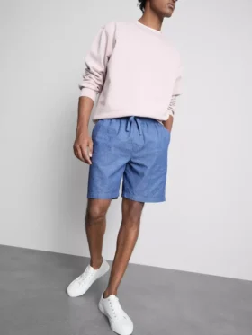 Shorts i linneblandning med dragsko