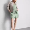 Shorts med bälten och dragkedja