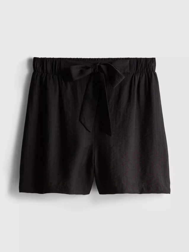 Shorts med bälten och dragkedja