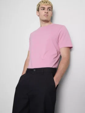Shorts med kort ärm i normal passform