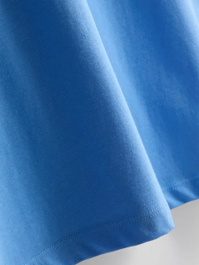 Shorts med kort ärm i normal passform