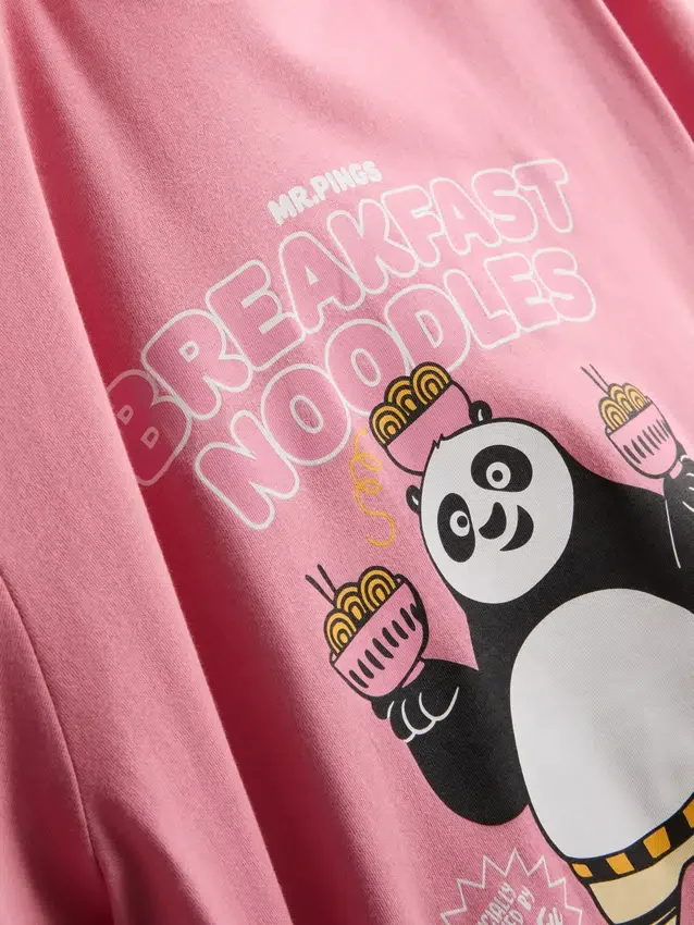Shorty-pyjamasar med motiv från Kung Fu Panda