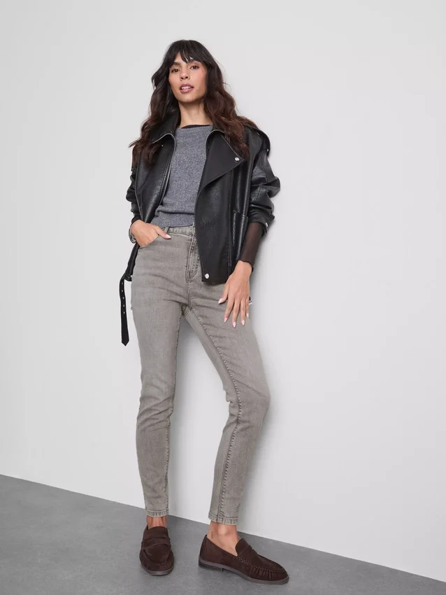 Skinny jeans i bomullsrik denim