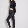 Skinny jeans i bomullsrik denim