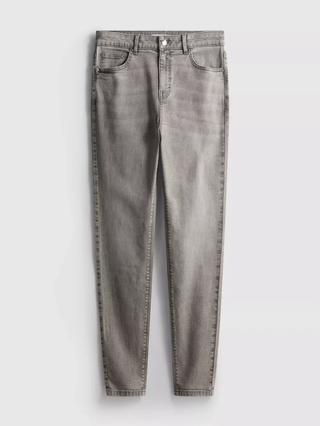 Skinny jeans i bomullsrik denim