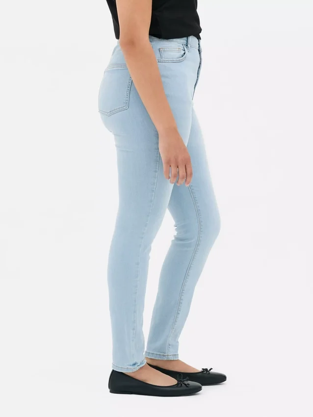 Skinny jeans med hög midja