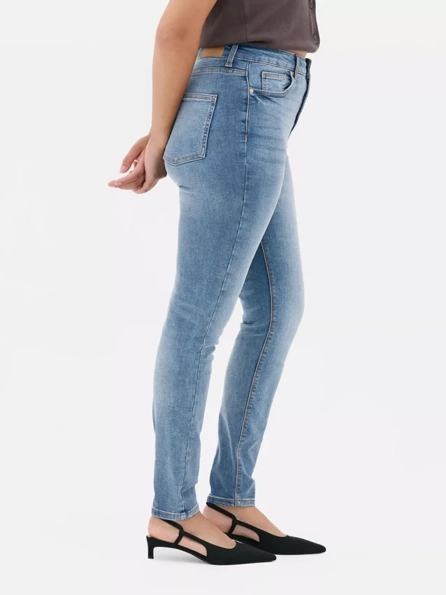 Skinny jeans med hög midja