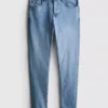 Skinny jeans med medelhög midja