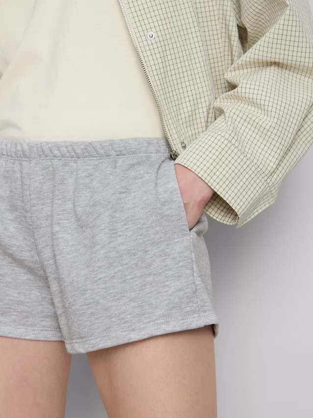 Skinny-shorts i bomullsrik jersey