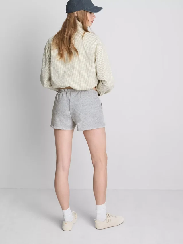 Skinny-shorts i bomullsrik jersey