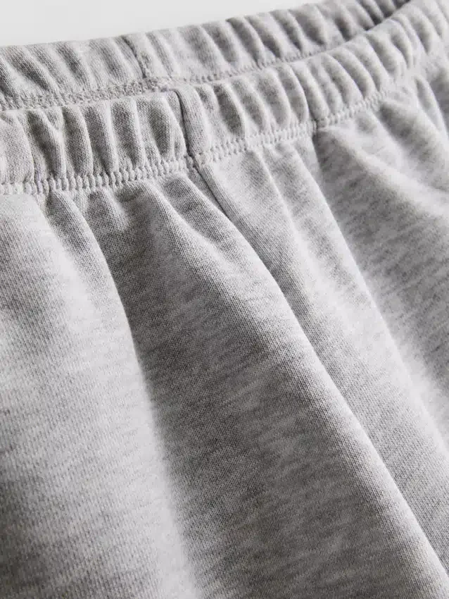 Skinny-shorts i bomullsrik jersey