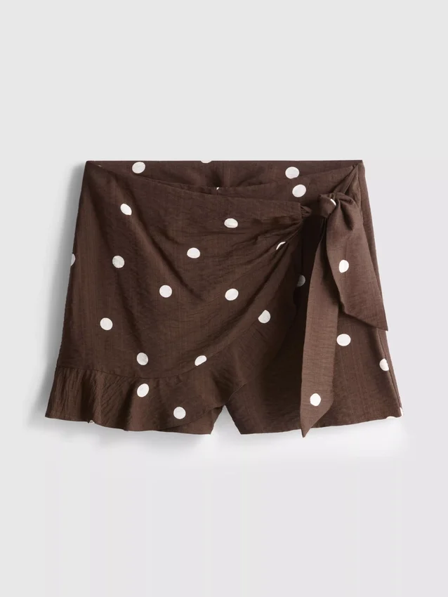 Skort med prickmönster
