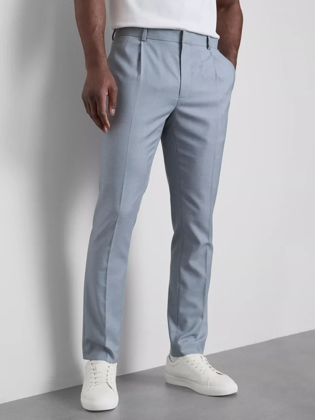 Slim fit-byxor i dobby-struktur