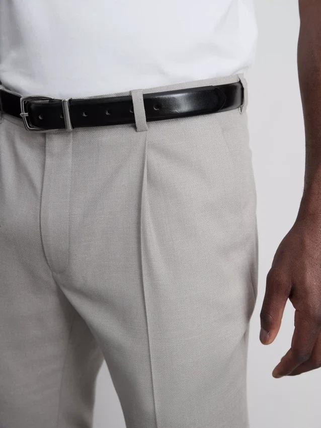 Slim fit-byxor i dobby-struktur
