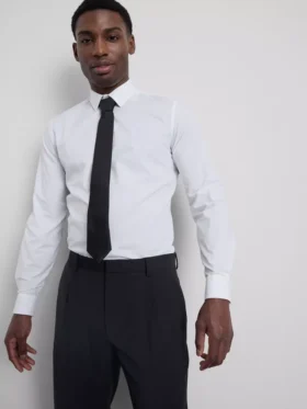 Slim fit-skjorta i stretch med knappar