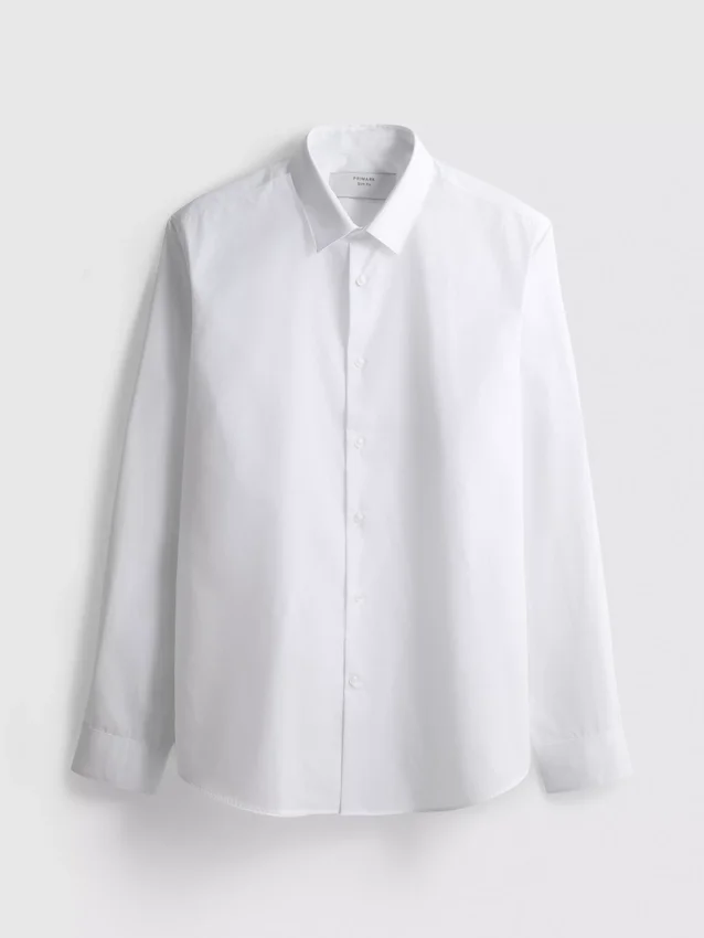 Slim fit-skjorta i stretch med knappar