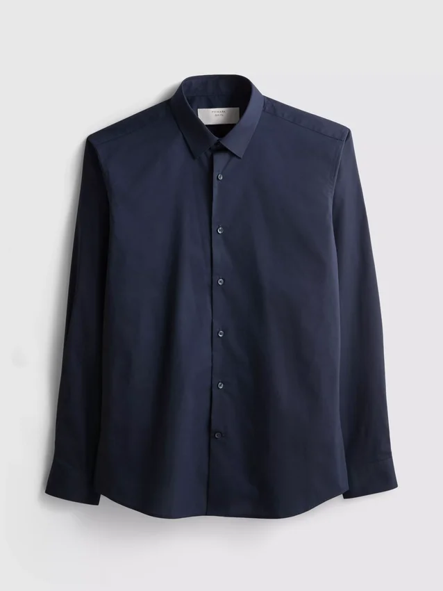 Slim fit-skjorta i stretch med knappar