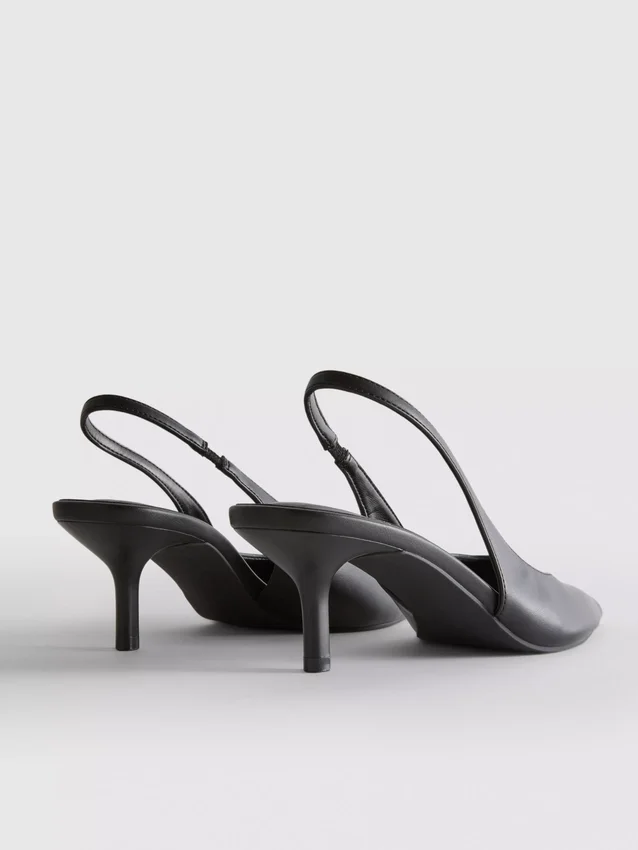 Slingback-klackskor i imitationsläder