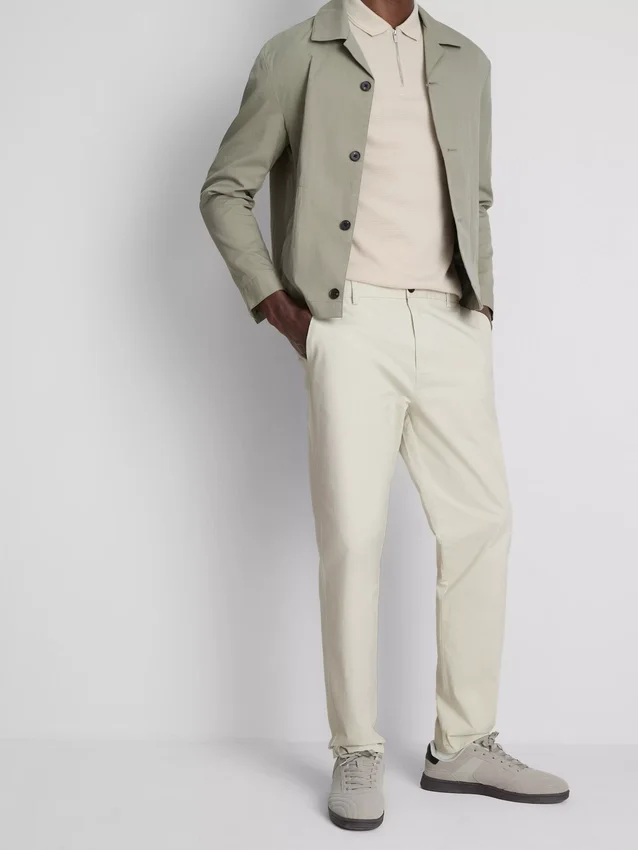Smalpassade chinos