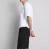 Smalpassade jeansshorts med medelhög midja