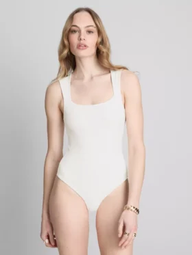 Sömlös bodysuit med fyrkantig halsringning
