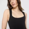 Sömlös bodysuit med fyrkantig halsringning