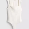 Sömlös bodysuit med fyrkantig halsringning