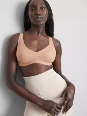 Sömlös, utjämnande bralette