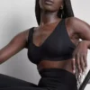 Sömlös, utjämnande bralette