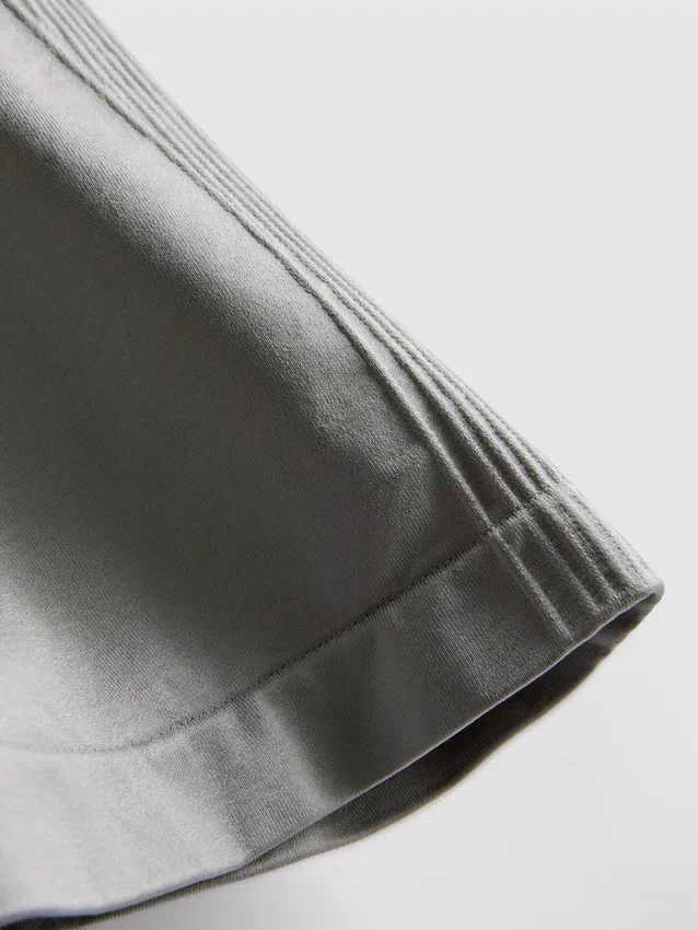 Sömlösa, högblanka träningsshorts