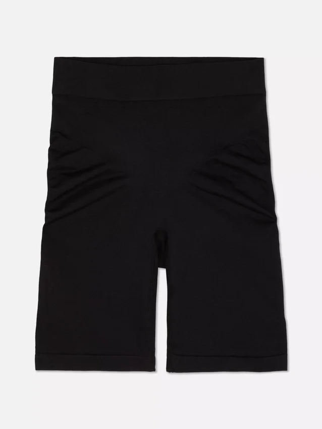 Sömlösa shorts som lyfter baken