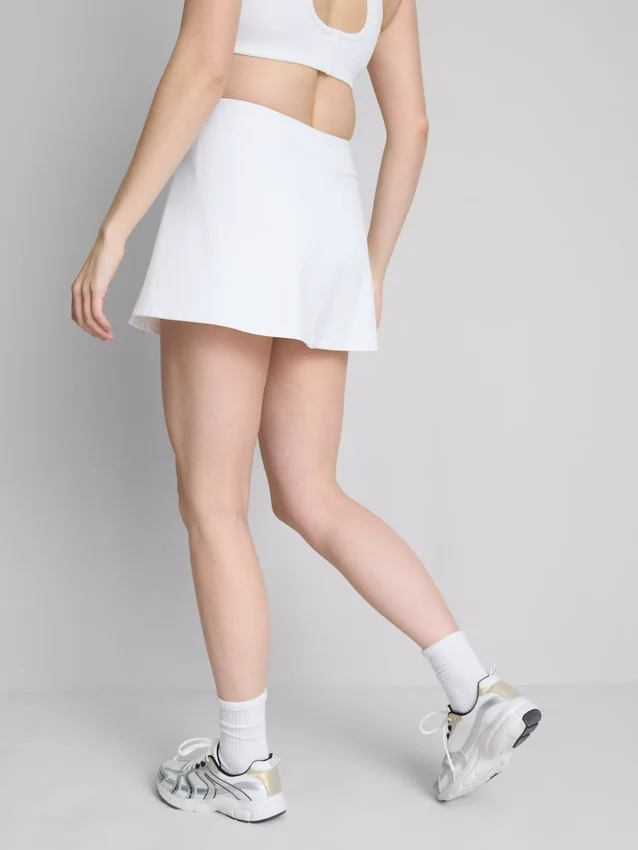 Smörmjuk mikroaktiv skort