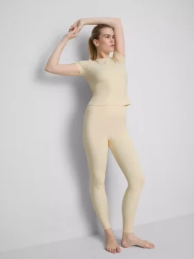 Smörmjuka, högmidjade träningsleggings