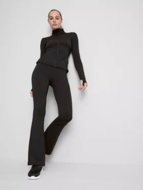 Smörmjuka leggings med utsvängda ben