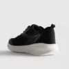 Sneakers i aktivt mesh
