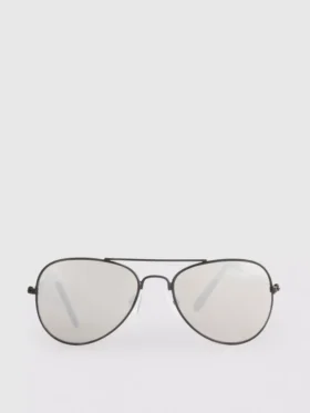 Solglasögon i aviator-stil