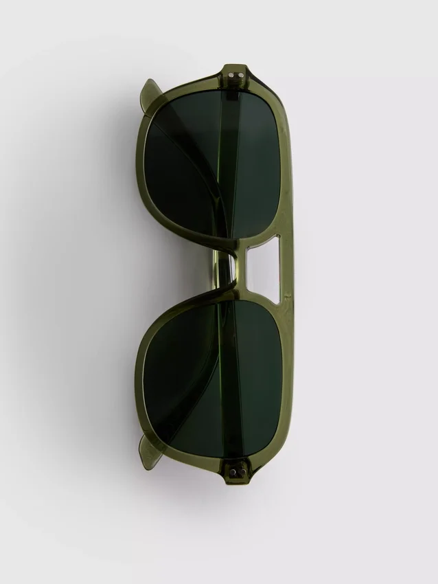 Solglasögon i Aviator-stil