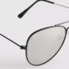 Solglasögon i aviator-stil
