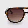 Solglasögon i Aviator-stil