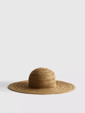Solhatt med bred brätte