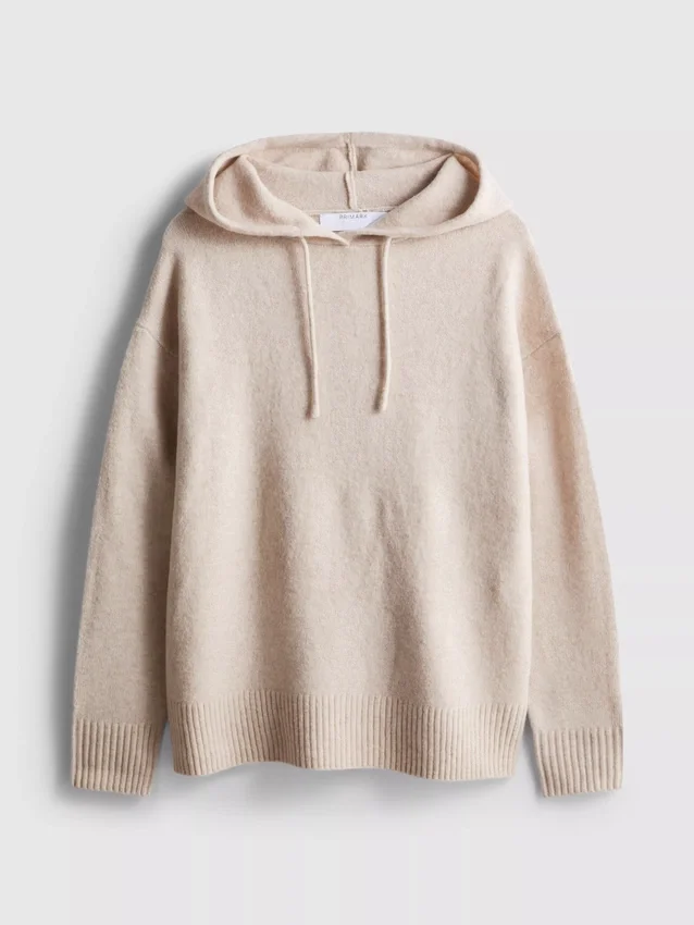 Stickad hoodie med dragsko