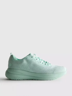 Stickade sneakers med snörning