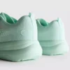 Stickade sneakers med snörning