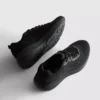 Stickade sneakers med snörning