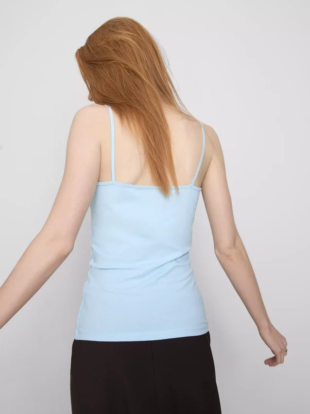 Stretchig cami-top i bomullsrikt material